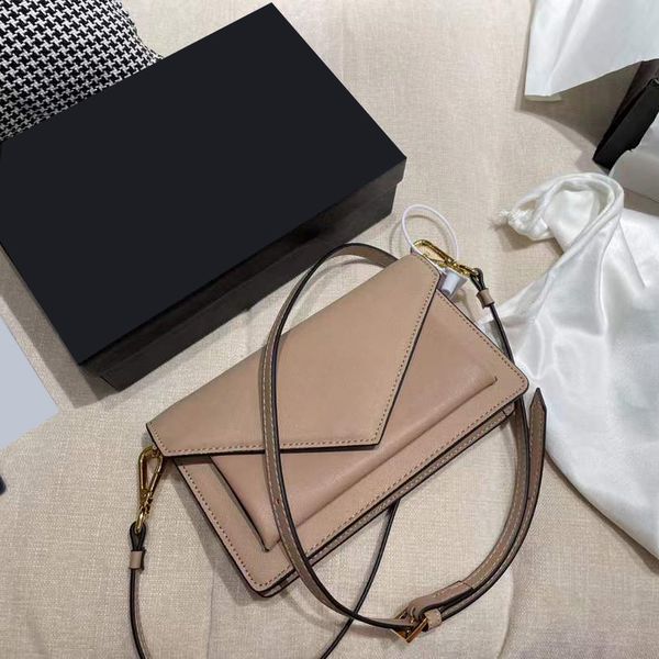 2022luxurys handbag designers bags classic envelope bag shoulder handbags leather high-capacity lady wallet square
2022luxurys handbag designers bags classic envelope bag shoulder handbags leather high-capacity lady wallet square