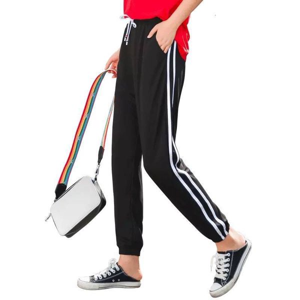2021 new summer streetwear joggers striped side hare women's pants high waist bf woman's breeches casual down sweatpants wo2m, Black;white
2021 new summer streetwear joggers striped side hare women's pants high waist bf woman's breeches casual down sweatpants wo2m, Black;white