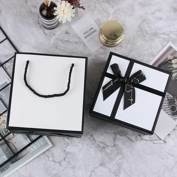 gift wrap 1pcs small/large box with lid paper boxes for packaging jewelry black white (not folding box)
gift wrap 1pcs small/large box with lid paper boxes for packaging jewelry black white (not folding box)