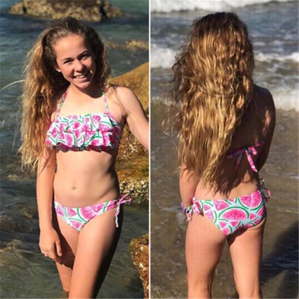 2pcs kids girl halter watermellon swimwear swimsuit ruffle briefs beachwear bathing suit, Black
2pcs kids girl halter watermellon swimwear swimsuit ruffle briefs beachwear bathing suit, Black