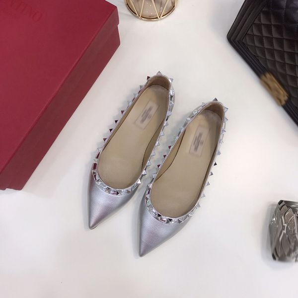 2021 good quality fashion women luxurys designers shoes designer sandals womens luxury high heels sandal dress shoess with box size 35-41 -h, Black
2021 good quality fashion women luxurys designers shoes designer sandals womens luxury high heels sandal dress shoess with box size 35-41 -h, Black