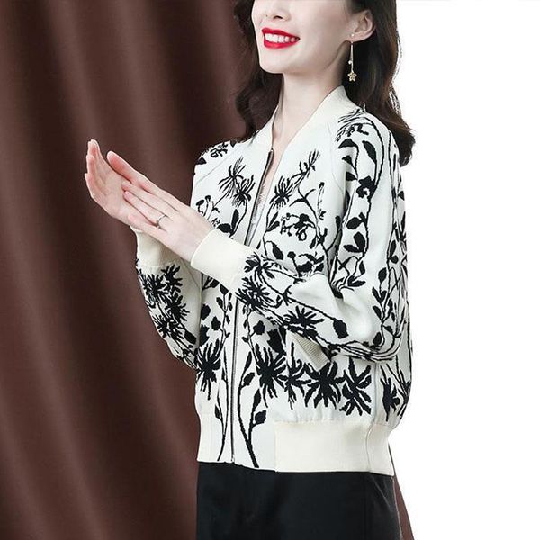 women's jackets 1pcs women plus size coats 2021 spring fashion knitting cotton prints splicing cardigan knit shirt ladies skinny sweate, Black;brown
women's jackets 1pcs women plus size coats 2021 spring fashion knitting cotton prints splicing cardigan knit shirt ladies skinny sweate, Black;brown