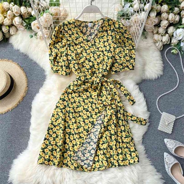 floral print dress women fashion summer retro v neck short sleeve lace-up high waist slimming holiday vestidos m751 210527, Black;gray
floral print dress women fashion summer retro v neck short sleeve lace-up high waist slimming holiday vestidos m751 210527, Black;gray