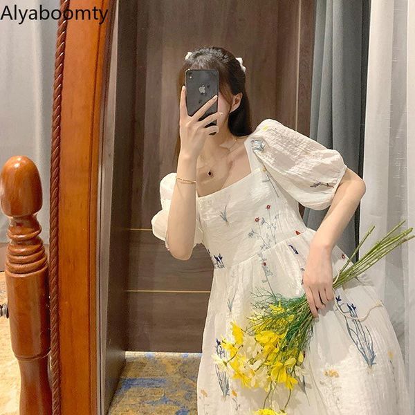 party dresses 2021 summer women french sweet feminine dress square collar floral embroidery baggy puff sleeve elegant bow backless, White;black
party dresses 2021 summer women french sweet feminine dress square collar floral embroidery baggy puff sleeve elegant bow backless, White;black