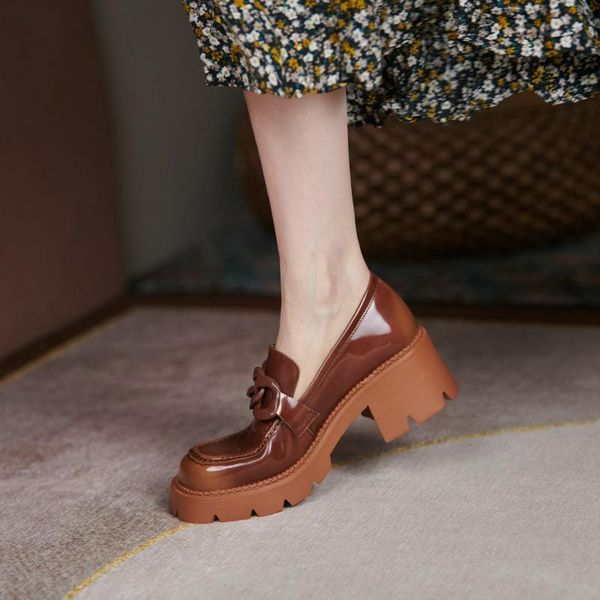 dress shoes brown foot pedal thick sole small leather female autumn and winter black loafer chain loose cake single shoe tide
dress shoes brown foot pedal thick sole small leather female autumn and winter black loafer chain loose cake single shoe tide