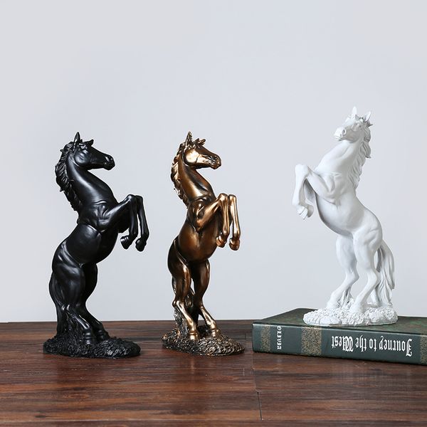 resin horse figurines creative animal statue vintage home decor european crafts living room ornament modern office decoration
resin horse figurines creative animal statue vintage home decor european crafts living room ornament modern office decoration