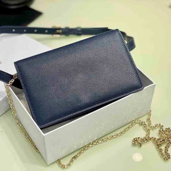2020 latest shoulder s fashion women's waist chest classic letter hardware mini flip bag
2020 latest shoulder s fashion women's waist chest classic letter hardware mini flip bag