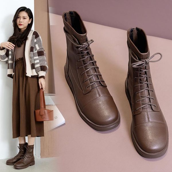 boots 2021 autumn fashion european and american style leather round toe square heel, Black
boots 2021 autumn fashion european and american style leather round toe square heel, Black