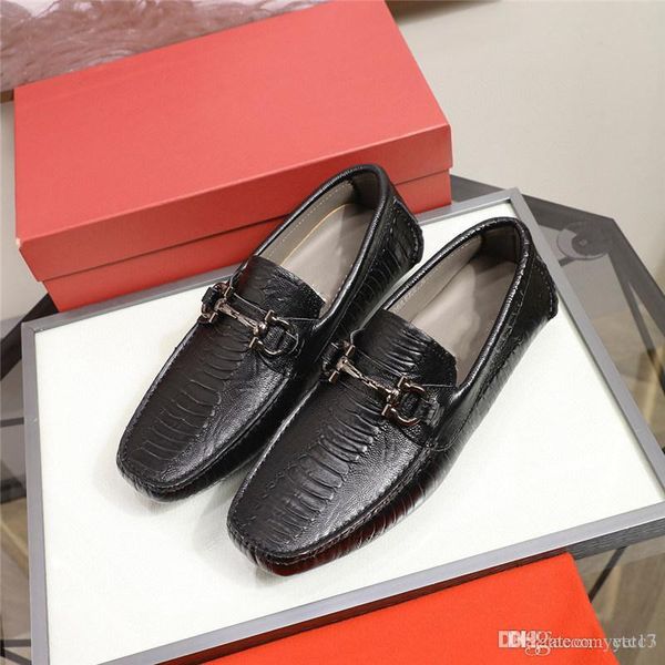 cq classic leather designer men luxury loafers casual slip-on fashion male moccasins breathable plus size flats driving shoes for men new 33, Black
cq classic leather designer men luxury loafers casual slip-on fashion male moccasins breathable plus size flats driving shoes for men new 33, Black