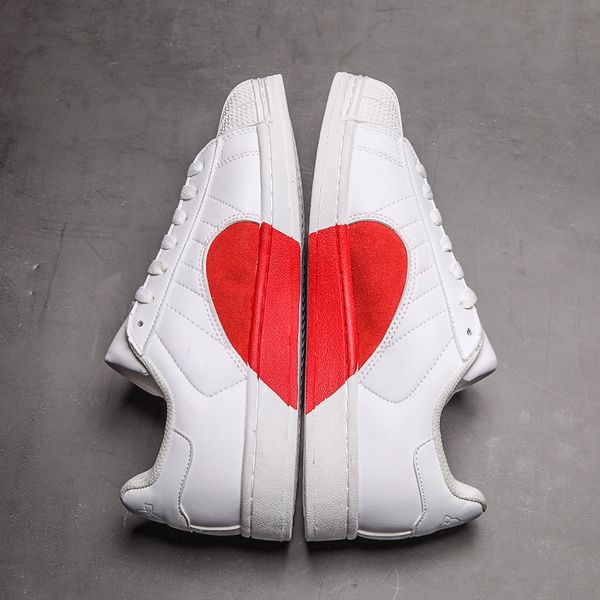 2021 new men's and women's leather shell head lovers flat sneakers star same love white shoes1, Black
2021 new men's and women's leather shell head lovers flat sneakers star same love white shoes1, Black