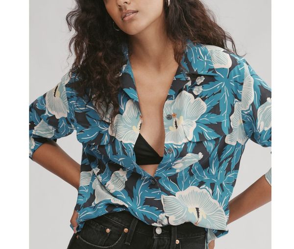 100% 2021 spring and summer new women wood hibiscus printed soft waxy -friendly silk long-sleeved shirt ug55, White
100% 2021 spring and summer new women wood hibiscus printed soft waxy -friendly silk long-sleeved shirt ug55, White