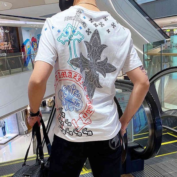 croosin brand 2021 summer european men's slim round neck cross digital printing drilling short sleeve t-shirt fashion, White;black
croosin brand 2021 summer european men's slim round neck cross digital printing drilling short sleeve t-shirt fashion, White;black