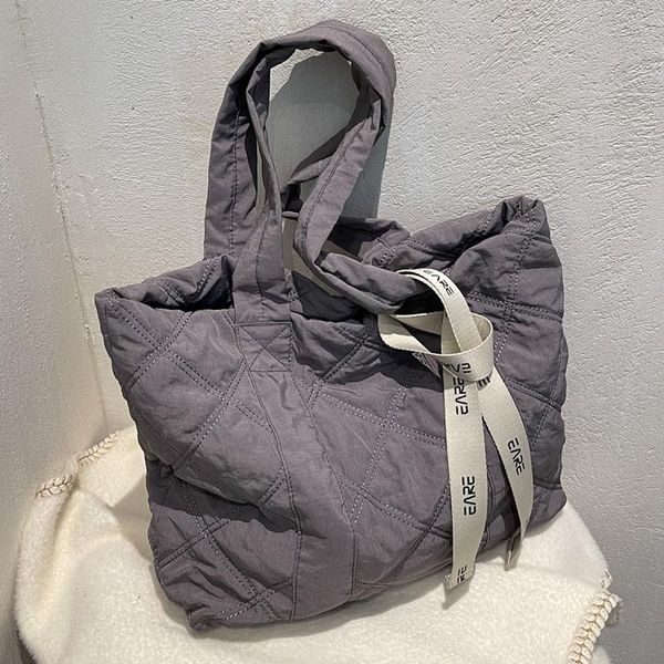 evening bags 2021 winter brand nylon quilted shopper totes female luxury big designer women handbags lady soft warm shoulder satchels
evening bags 2021 winter brand nylon quilted shopper totes female luxury big designer women handbags lady soft warm shoulder satchels