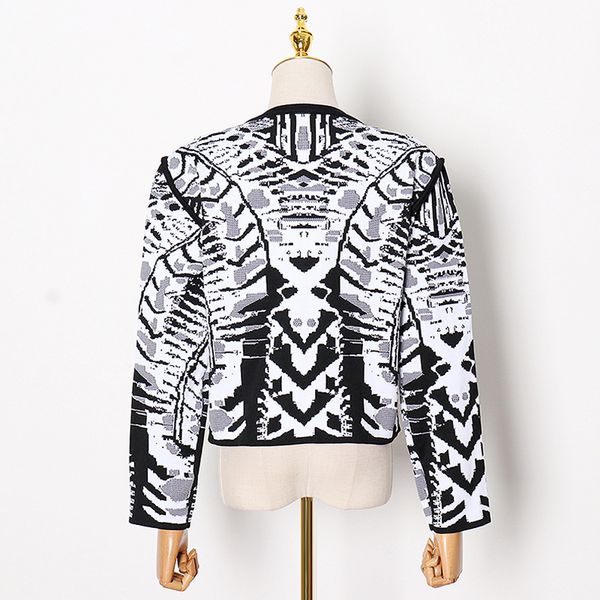 casual print short coat for women v neck long sleeve high street jackets female 2020 autumn fashion new clothing, Black;brown
casual print short coat for women v neck long sleeve high street jackets female 2020 autumn fashion new clothing, Black;brown