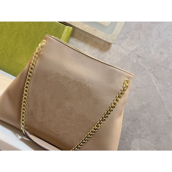 2021 women handbags purses classic brown chain gold womens real leather quilted clutch messenger bag 38-28cm
2021 women handbags purses classic brown chain gold womens real leather quilted clutch messenger bag 38-28cm