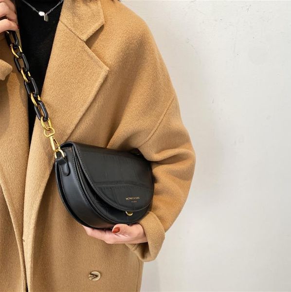 shoulder bags niche design messenger women's handbags autumn/winter trendy retro wild simple one-shoulder
shoulder bags niche design messenger women's handbags autumn/winter trendy retro wild simple one-shoulder