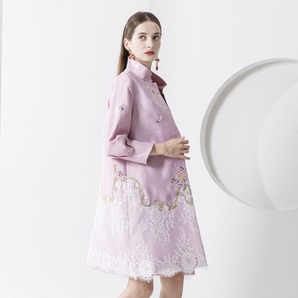 2021 new embroidery coats spring flower lace coat retro plus size women clothing vintage winter long jacket w8s9, Tan;black
2021 new embroidery coats spring flower lace coat retro plus size women clothing vintage winter long jacket w8s9, Tan;black