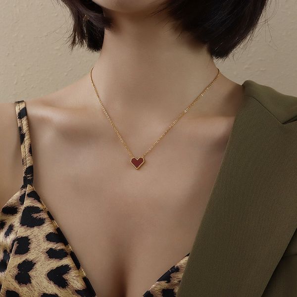 2021 pendant fashion red heart necklace for woman diamond necklaces jewelry highly quality gold silver color p436
2021 pendant fashion red heart necklace for woman diamond necklaces jewelry highly quality gold silver color p436