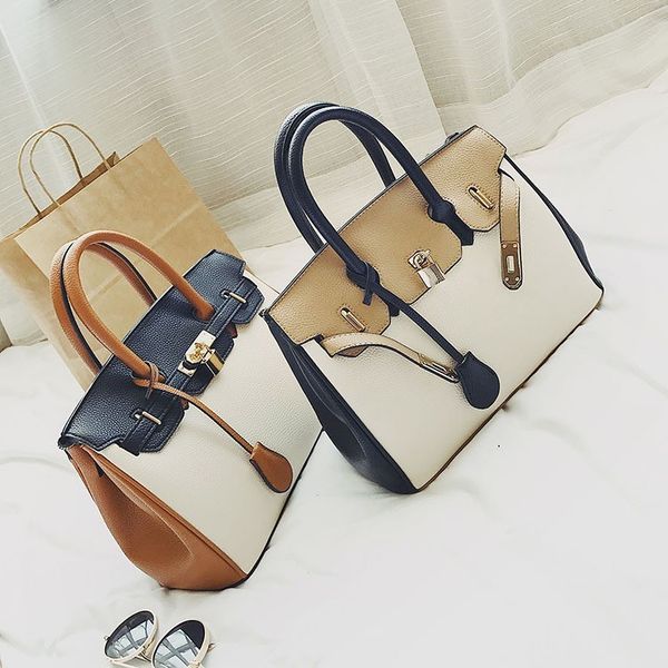 2021 new litchi pattern korean color contrast hand pu leather one shoulder women's bag
2021 new litchi pattern korean color contrast hand pu leather one shoulder women's bag