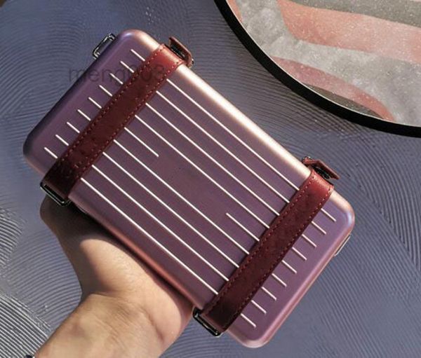 s s handbag camera bag fashion bags lady genuine handbags bags with letters fashion box 
s s handbag camera bag fashion bags lady genuine handbags bags with letters fashion box