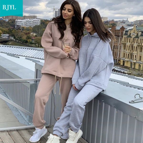 2021 new tracksuits women hoodies autumn sport set ladies oversized sweatshirt pants winter loose female two piece outfits qao7, White
2021 new tracksuits women hoodies autumn sport set ladies oversized sweatshirt pants winter loose female two piece outfits qao7, White