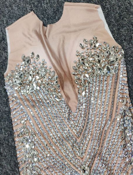 fashion sparkly crystals long train dress women birthday costume prom celebrate nude big tail rhinestone dresses evening outfits, Black;red
fashion sparkly crystals long train dress women birthday costume prom celebrate nude big tail rhinestone dresses evening outfits, Black;red