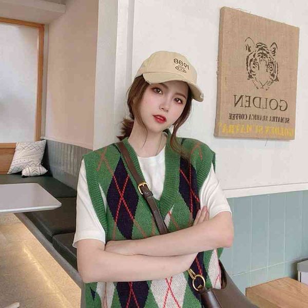 Hat female summer new curved brim edging Soft Top Mini Korean net red sunshade baseball cap, Green
Hat female summer new curved brim edging Soft Top Mini Korean net red sunshade baseball cap, Green