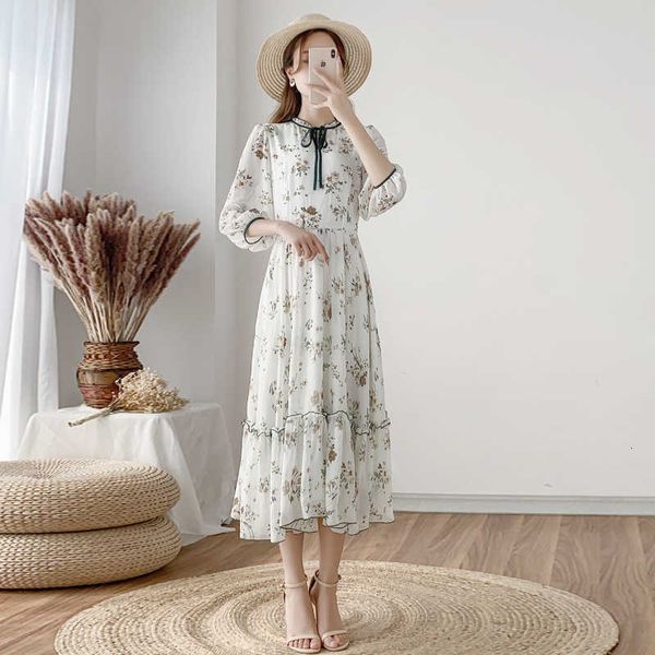 women's t-shirt dressed in floral feeling small and pure cool fashion design temperament the green fairy undertakes to wear dj6t, White
women's t-shirt dressed in floral feeling small and pure cool fashion design temperament the green fairy undertakes to wear dj6t, White