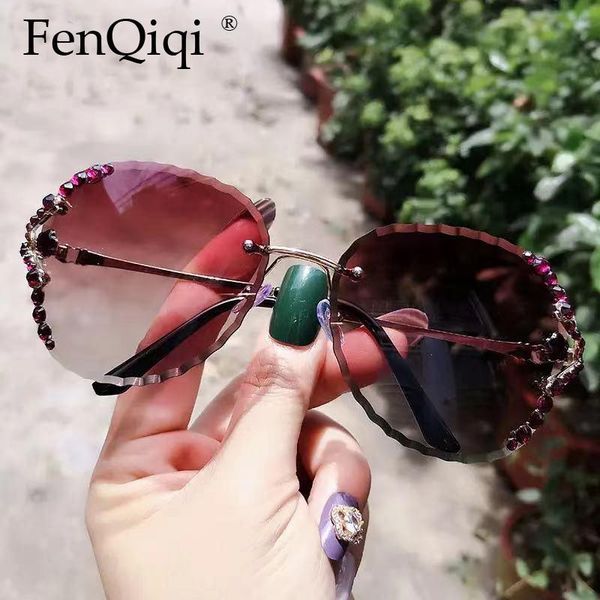 sunglasses the diamond-studded fashion personality frameless women trendy all-match, White;black
sunglasses the diamond-studded fashion personality frameless women trendy all-match, White;black