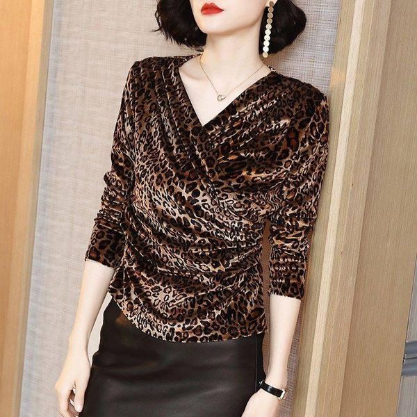 women's blouses & shirts women 2021 autumn winter velvet blouse female v-neck long sleeve print lady office casual loose plus size e28, White
women's blouses & shirts women 2021 autumn winter velvet blouse female v-neck long sleeve print lady office casual loose plus size e28, White