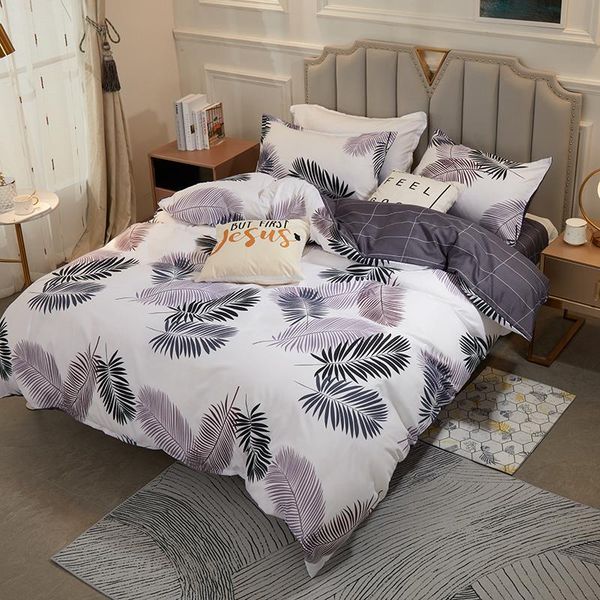 bedding sets home textiles (duvet cover + bed flat sheet pillow case) single full family size ab side bedclothes
bedding sets home textiles (duvet cover + bed flat sheet pillow case) single full family size ab side bedclothes