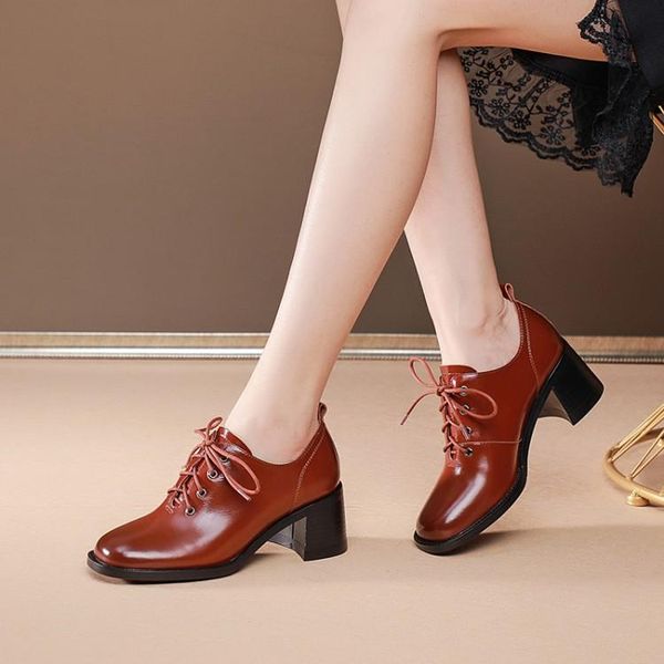 mljuese 2021 women pumps soft cow leather autumn spring lace up brown color square toe square heel high heels pumps size 40, Black
mljuese 2021 women pumps soft cow leather autumn spring lace up brown color square toe square heel high heels pumps size 40, Black