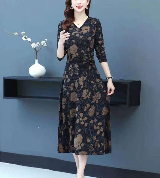 casual dresses print for women a line v neck spring summer elegant fashion daily feminino vestidos midi mujer verano 2021, Black;gray
casual dresses print for women a line v neck spring summer elegant fashion daily feminino vestidos midi mujer verano 2021, Black;gray