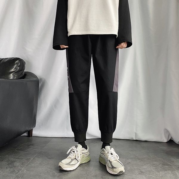 leisure fashion boarding letter sports men jogger street clothing loose comfortable long broek, Black
leisure fashion boarding letter sports men jogger street clothing loose comfortable long broek, Black