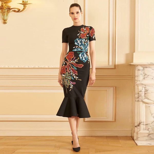 designer spring autumn new women fashion party vintage sequin print short sleeve slim black mermaid elegant dress fwk8, Black;gray
designer spring autumn new women fashion party vintage sequin print short sleeve slim black mermaid elegant dress fwk8, Black;gray