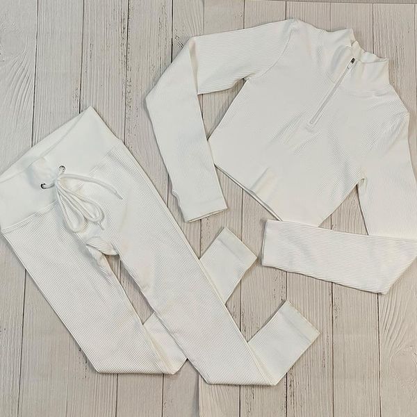 yoga outfit fitness suit seamless set zipper gym clothing long sleeve crop high waist leggings sports suits athletic wear
yoga outfit fitness suit seamless set zipper gym clothing long sleeve crop high waist leggings sports suits athletic wear