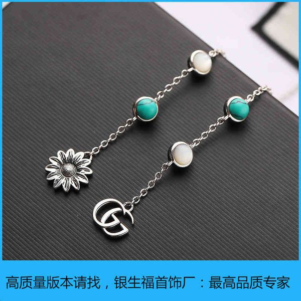 factory specials aa daisy asymmetric 925 silver fashion sunflower inlaid blue turquoise bearded women's earrings
factory specials aa daisy asymmetric 925 silver fashion sunflower inlaid blue turquoise bearded women's earrings