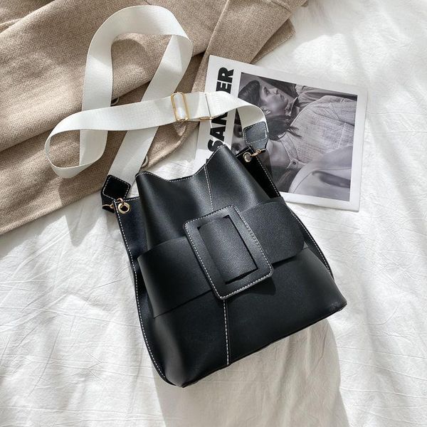 shoulder bags fashion women bucket bag solid color pu leather female messenger wide strap luxury handbags designer
shoulder bags fashion women bucket bag solid color pu leather female messenger wide strap luxury handbags designer
