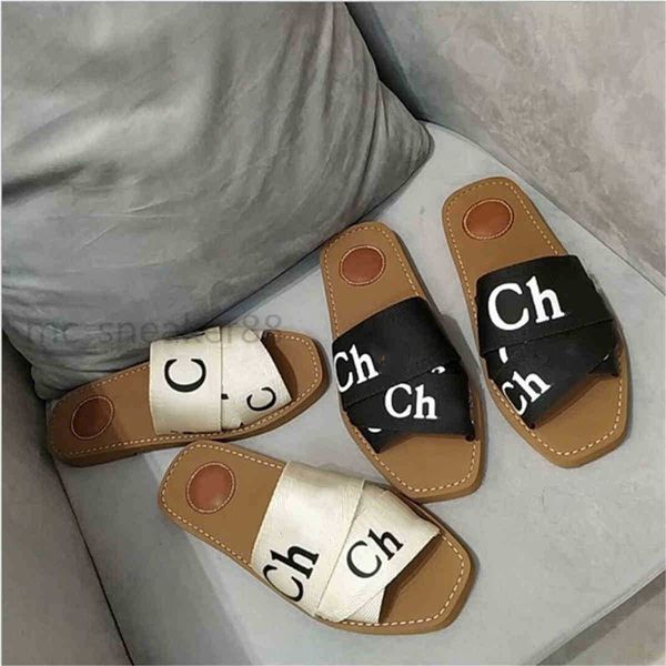 2021 women branded fashion woody mules fflat slipper deisgner lady lettering fabric outdoor leather sole slide sandal black white size 35-39
2021 women branded fashion woody mules fflat slipper deisgner lady lettering fabric outdoor leather sole slide sandal black white size 35-39