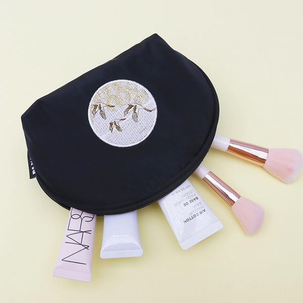 jewelry pouches, bags voltabox 2021 chinese style retro embroidered lipstick storage bag shell waterproof nylon cloth zipper cosmetic, Pink;blue
jewelry pouches, bags voltabox 2021 chinese style retro embroidered lipstick storage bag shell waterproof nylon cloth zipper cosmetic, Pink;blue