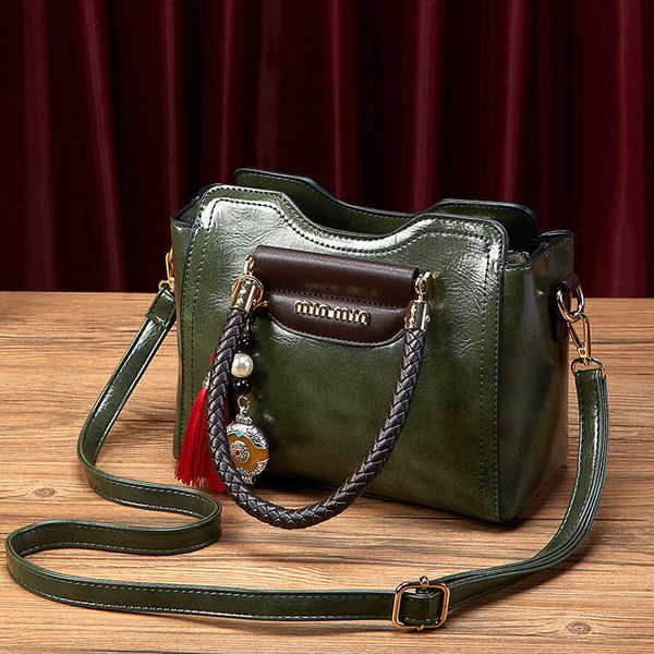 bag women's fashion trend versatile handbag fashionable simple atmospheric one shoulder msenger
bag women's fashion trend versatile handbag fashionable simple atmospheric one shoulder msenger