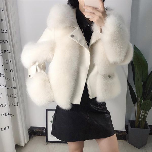 haining autumn and winter real fur grass coat women's locomotive young sheepskin real fur collar coat, Black
haining autumn and winter real fur grass coat women's locomotive young sheepskin real fur collar coat, Black