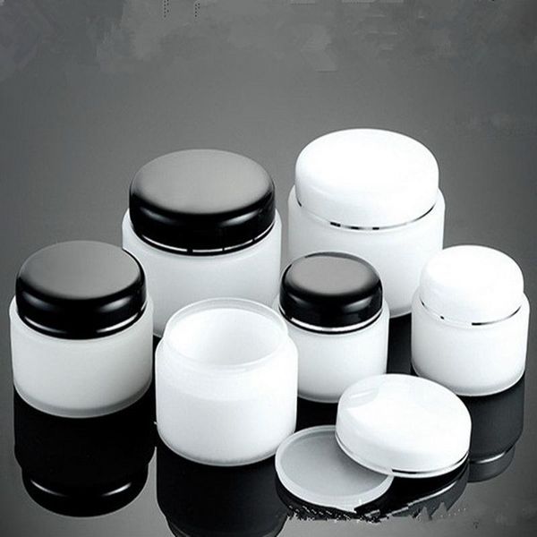 40pc/lot 15g 30g 50g empty white color plastic pp cosmetic jar with threaded cap double layer pp cream jar bottle with white lid
40pc/lot 15g 30g 50g empty white color plastic pp cosmetic jar with threaded cap double layer pp cream jar bottle with white lid