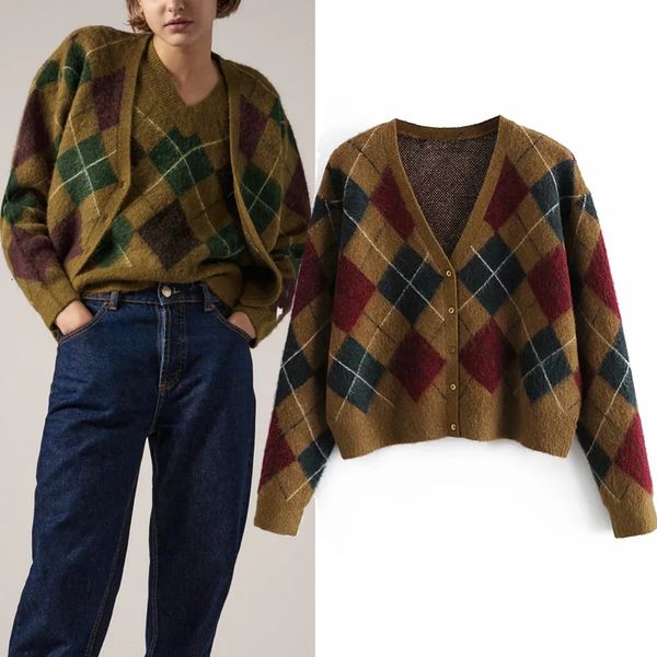 new vintage 2021 england style argyle cropped knitted sweater women autumn v neck long sleeve harry styles short cardigan g0op 6yh3, White;black
new vintage 2021 england style argyle cropped knitted sweater women autumn v neck long sleeve harry styles short cardigan g0op 6yh3, White;black