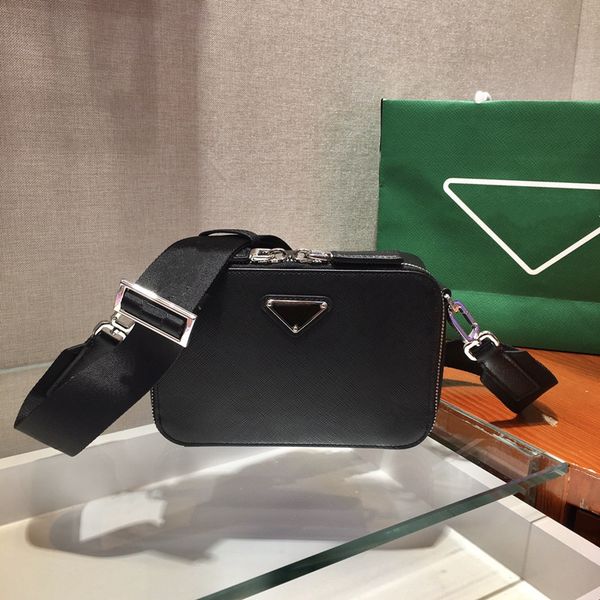 new camera bag 2vh070 set off the elegant temperament imported cross - striped cowhide the upper body effect is really cool graceful bag, Black
new camera bag 2vh070 set off the elegant temperament imported cross - striped cowhide the upper body effect is really cool graceful bag, Black