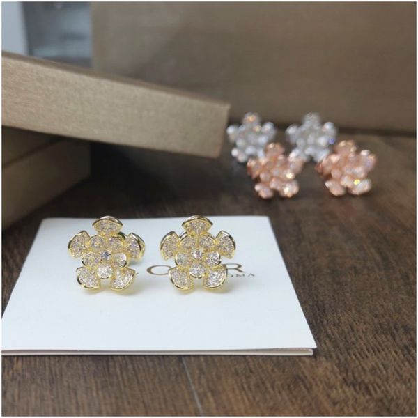 iced out premium diamond zirconia round screw back stud earrings for women hip hop luxury designer brand jewelry for women with box, Golden;silver
iced out premium diamond zirconia round screw back stud earrings for women hip hop luxury designer brand jewelry for women with box, Golden;silver