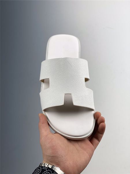 new luxury designer mens summer slippers high density non slip material tpu sole solid color slipper seaside casual style men's leather, Black
new luxury designer mens summer slippers high density non slip material tpu sole solid color slipper seaside casual style men's leather, Black