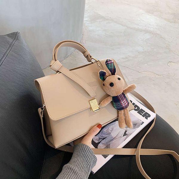 hbp luxury designerqiudong net red 2020 new fashion cute rabbit pendant one shoulder women's messenger bag handbag
hbp luxury designerqiudong net red 2020 new fashion cute rabbit pendant one shoulder women's messenger bag handbag