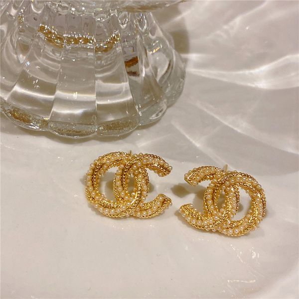 french high grade glass texture small fragrance stud screw back earrings female temperament silver needle retro
french high grade glass texture small fragrance stud screw back earrings female temperament silver needle retro