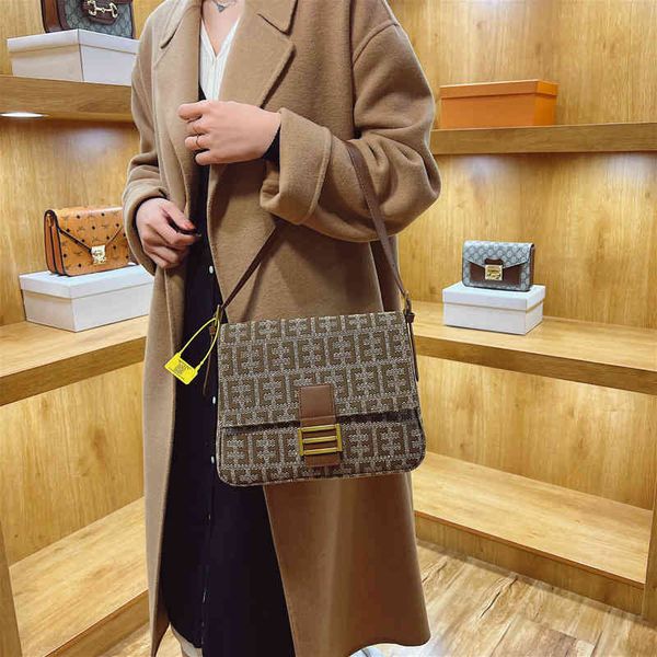 bag women's bag new fashion small square contrast color printing messenger shoulder handbag sale
bag women's bag new fashion small square contrast color printing messenger shoulder handbag sale
